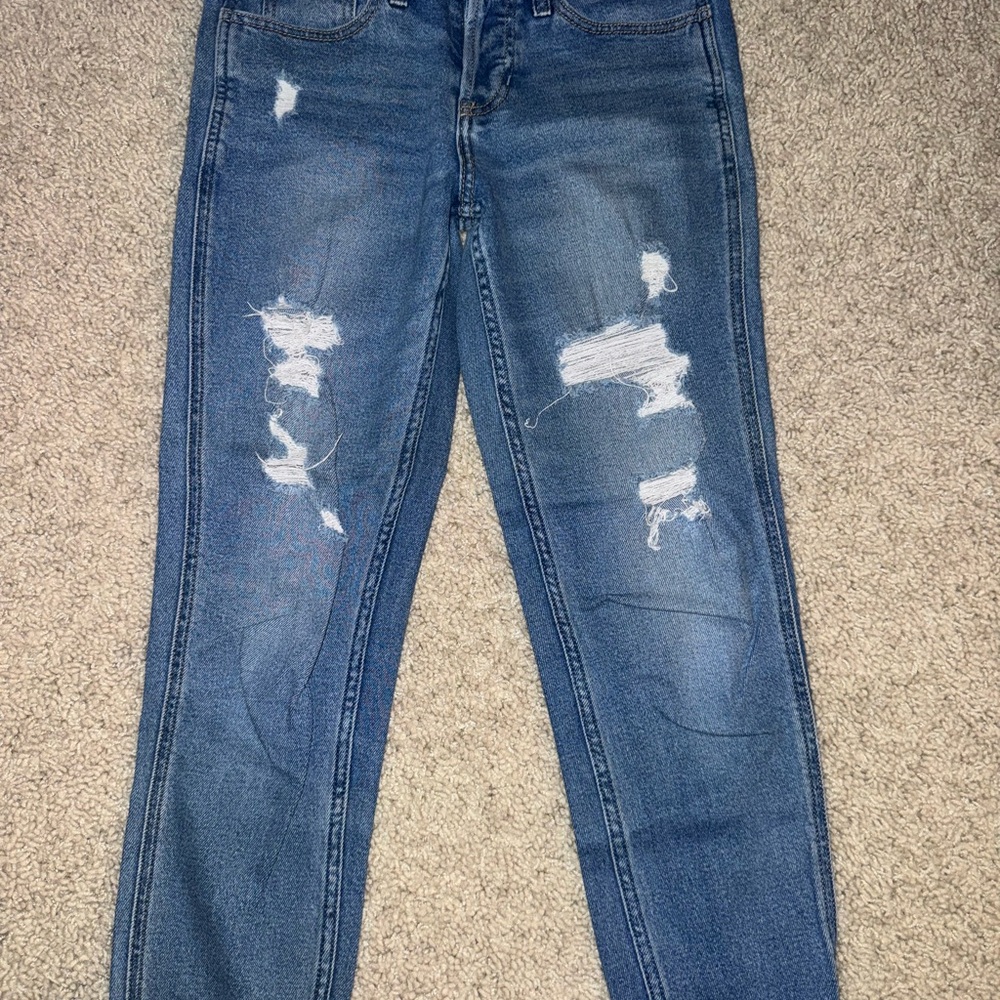 Hollister Low-ride Crop Boyfriend Jeans